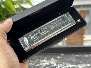 Kèn Harmonica Chromatic Hard Bobber của Hohner - Thân Gỗ - Key C (used)